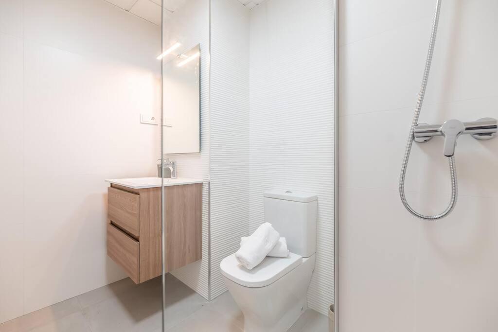 Апартаменты Lxr Lombok 2Hab Junto Al Mar Фуэнхирола Экстерьер фото